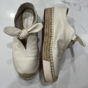 Rebecca Minkoff Gia Espadrilles Cream with tie closure Size 6.5.